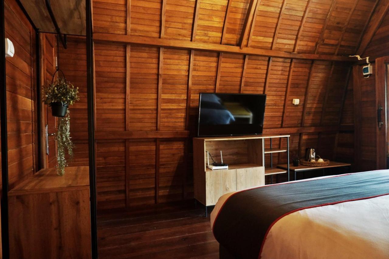 Collection O 9 Villa Ubud Anyer Exterior foto