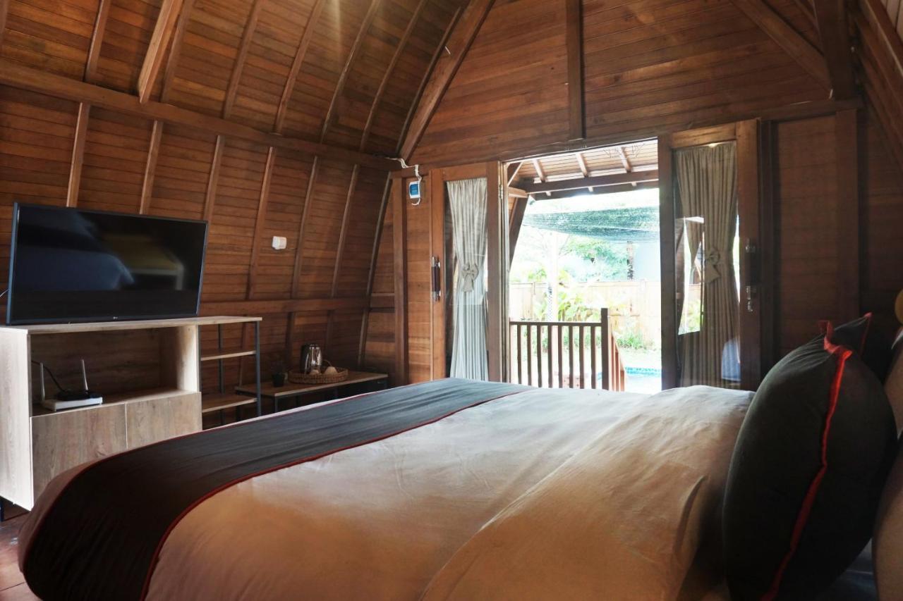Collection O 9 Villa Ubud Anyer Exterior foto